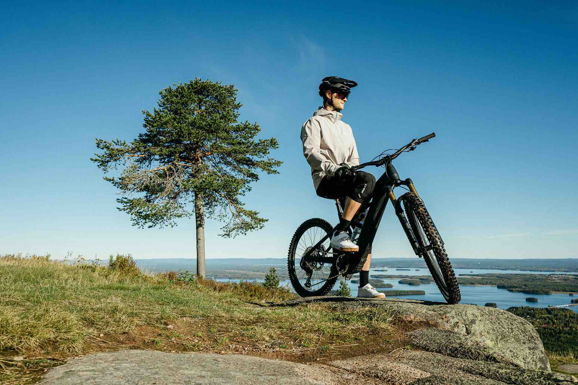 velo-nature-vae-paysage-montagne